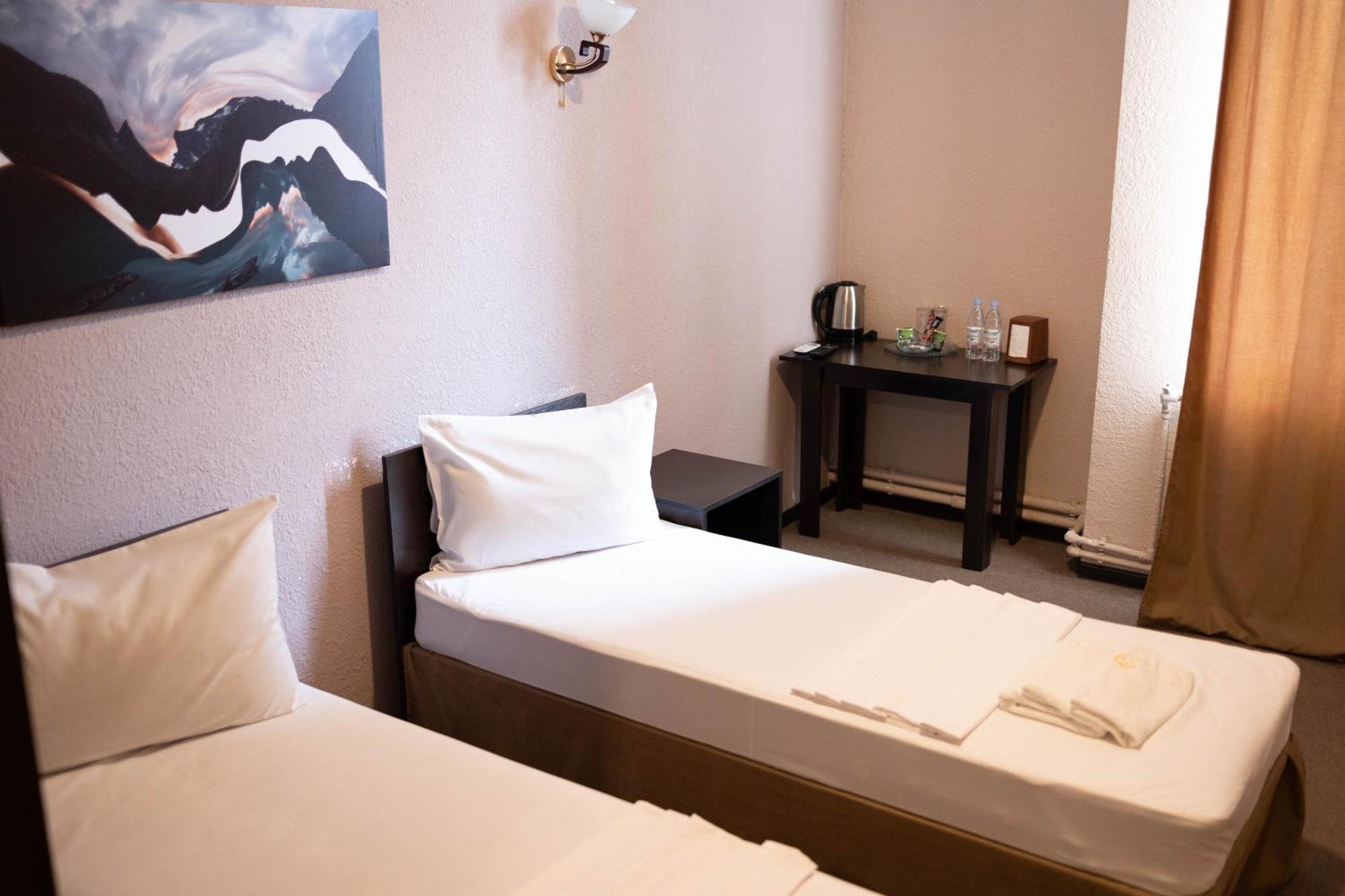 Richmind Hotel Vagharshapat Zewnętrze zdjęcie