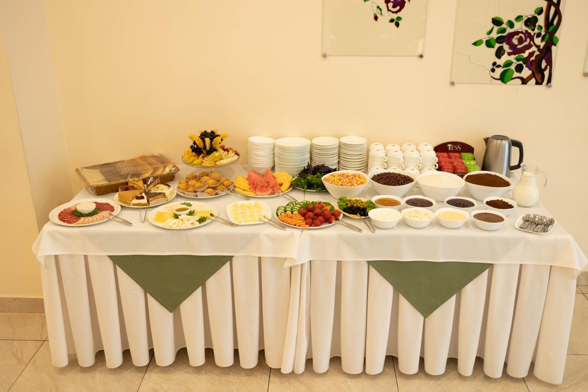 Richmind Hotel Vagharshapat Zewnętrze zdjęcie