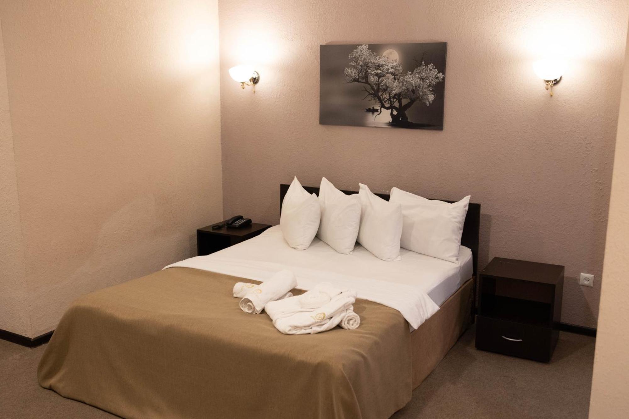 Richmind Hotel Vagharshapat Zewnętrze zdjęcie
