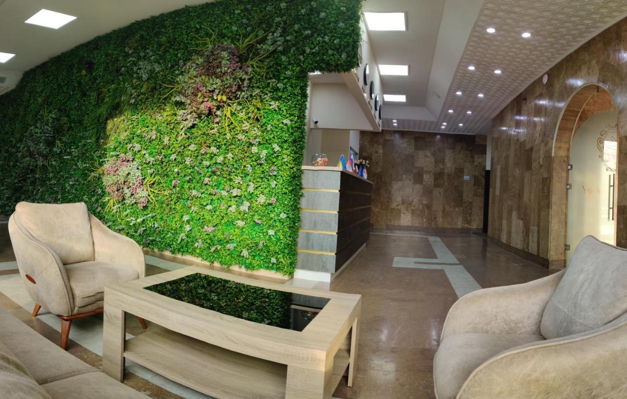 Richmind Hotel Vagharshapat Zewnętrze zdjęcie