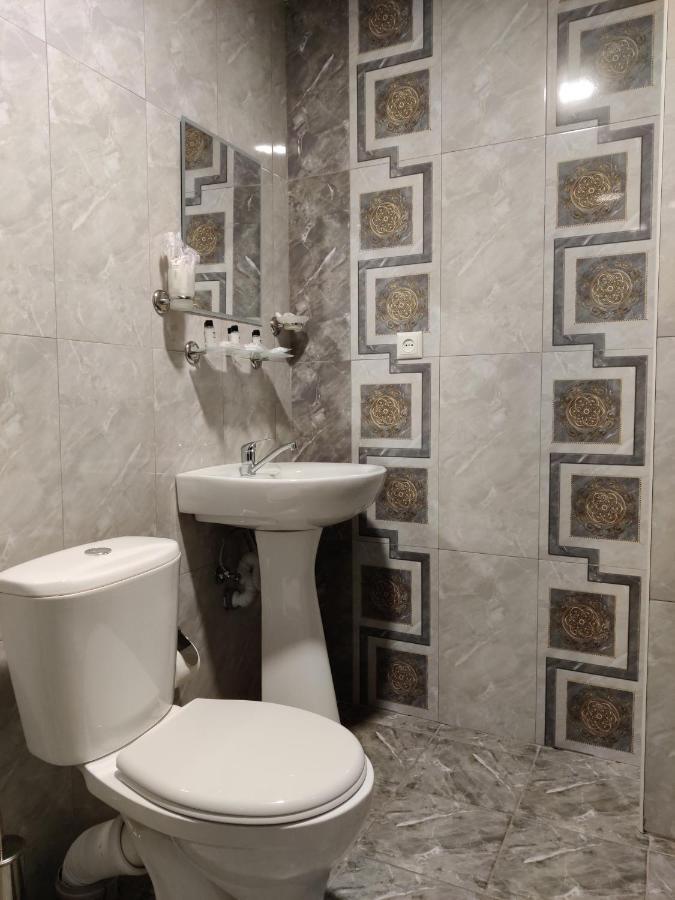Richmind Hotel Vagharshapat Zewnętrze zdjęcie